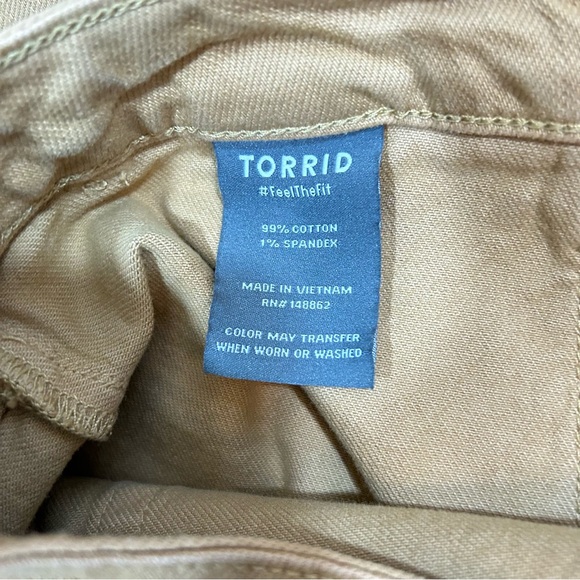 Torrid Mom Straight Vintage Stretch High Rise Golden Jean 20T Button Fly Raw Hem - Picture 10 of 10